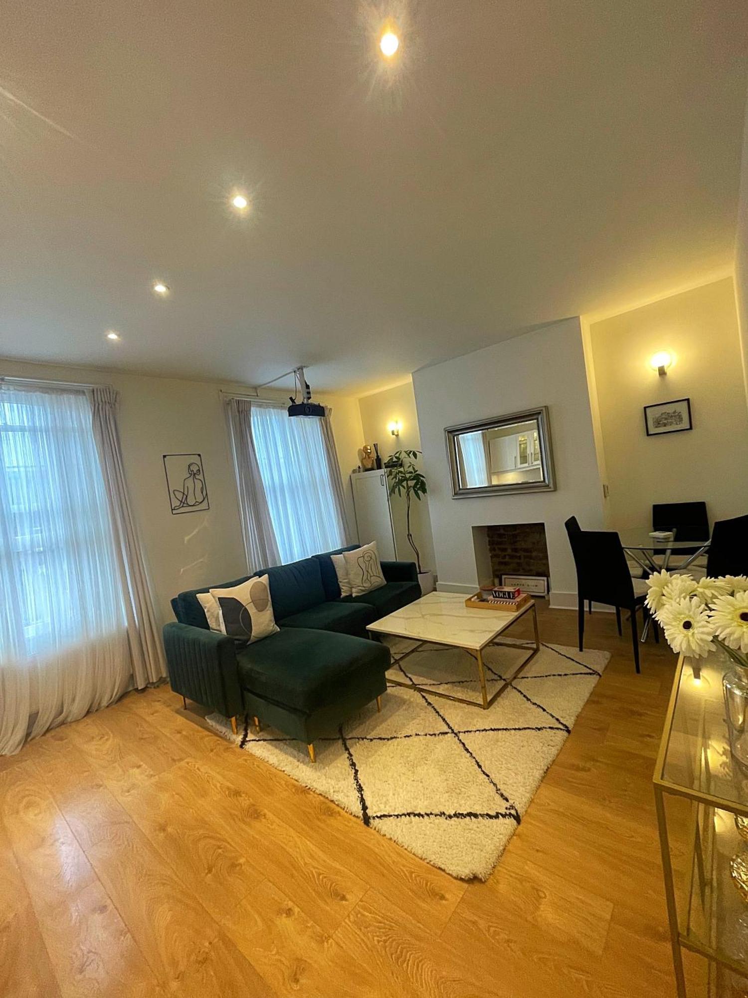 Queen Bedroom In Maida Vale London Luaran gambar